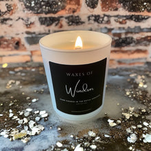 Load image into Gallery viewer, Waxes of Windsor 'Pure White' 20cl Fragranced Natural Soy Candle